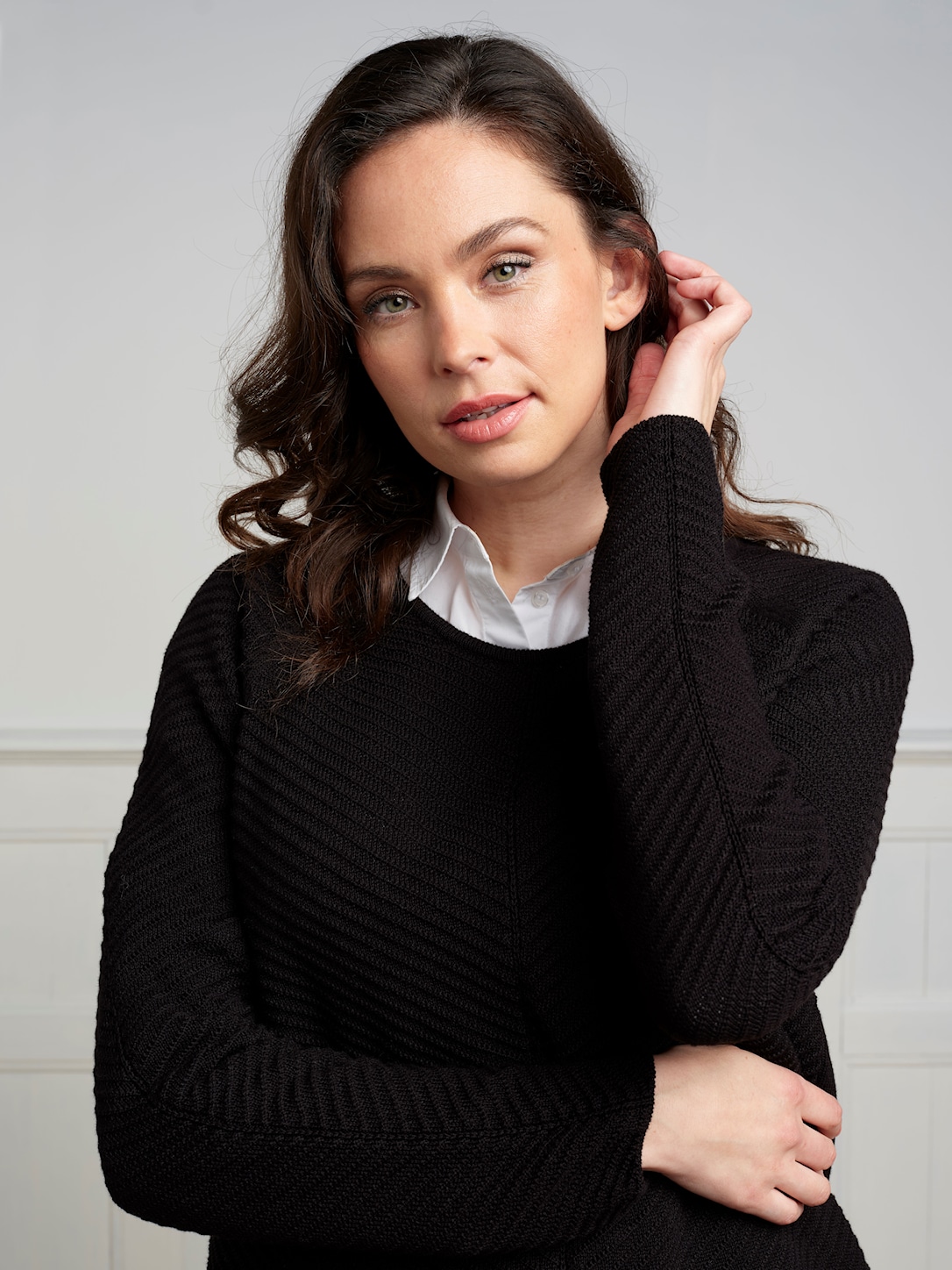 Skovhuus Emma Trøje i Sort - Elegant og Blød Top